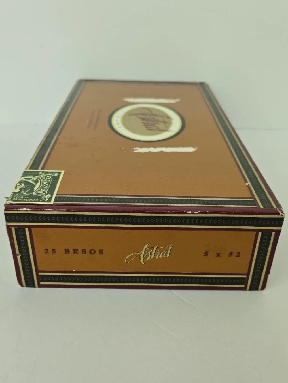 Vintage Astral Empty Cigar Craft Box Beso Flip Top